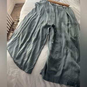 Eileen Fisher silk Flowy Gray/Blue Wide-Leg Pants L